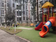 瑞雪港湾 5室2厅 东南