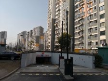 秀怡苑,电梯中层两房,南北通户型,11号地铁近200米