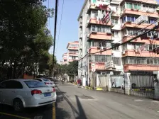 一梯两户,华之门旁,高区视野好,前排无遮挡、近地铁