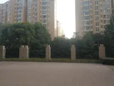15年小区 人车分流 景观视野 两房两卫