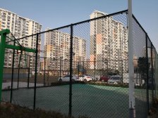 地.铁11号秀沿路站,电梯中楼层,次新小区,诚心出售