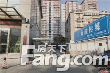 精装一室一厅,双气入户,南向采光好,钥匙房