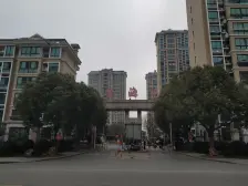 电梯楼层好 近龙湖天街,精装,采光好