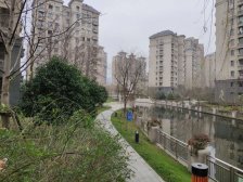 位于小区前排无遮挡 采光通风佳 毛坯可随意改动