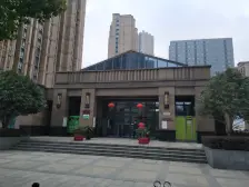 奉贤新城 5号线 龙湖天街旁 电梯高区两房
