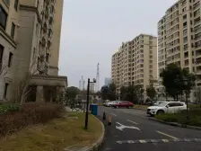 电梯中间楼层,纯毛坯中间套,随时看