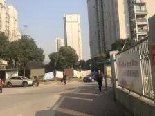 出门就是菜市场,电梯房 ,采光佳,好出租