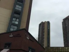 近地铁 自住精装修 南北通边套三房 诚意出售