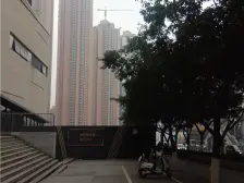 观音桥 煌华晶萃城二房130万