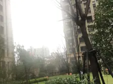 近地铁,诚意出售,看房方便,拎包入住