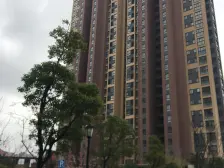 电梯房,二梯四户,大两房,品质小区,精装修,诚意出售,精装好房