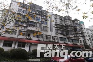 高塘人家 电梯中层 带露台 117.91平 三房朝南 储能