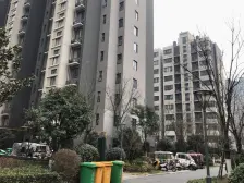 三环内 次新洋房社区 使用面积180平 带个大露台