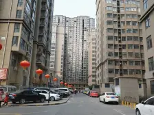 第八大街 出行方便 临地铁 电梯房 满五 精装好房 正南朝向