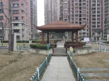 近滨江 有车位 房龄新 近地铁 诚意卖