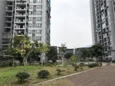 李家沱 东本依山郡二房65万