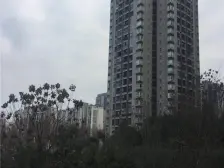 龙头寺 保利香槟花园F区二房144万