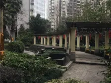 近公园 三轻轨 出行便 正一室一厅