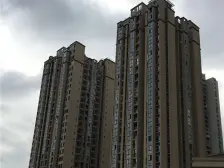 龙头寺公园旁次新楼盘,朝南安静采光好,带车位