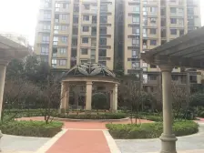 照母山 金鹏金岭三房126万