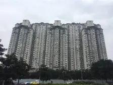 龙头寺 保利香槟花园F区三房130万