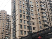 精装修,可以拎包入住,产权清晰,欢迎来实地看房