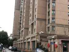 满五年税费少,业主自住看房方便,精装修,位置好