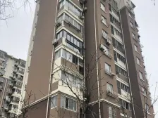 2013年高层电梯房,近地铁,成熟商圈