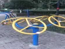 南坪正规四房一梯两户洋房总高七楼