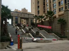 新上精装两房,景观视野好,拎包入住出行便捷,近地铁