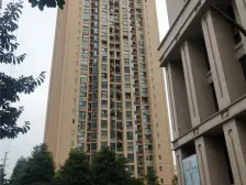 照母山 盈田金开里三房105万