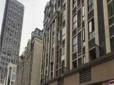 南坪次新楼盘,轻轨房,精装修,楼层好配套齐全