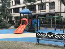 海峡路轻轨全洋房正规3室 住家安静 诚心出售 清水现房