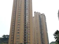 正规大三房 带入户花园 家具家电齐全 拎包入住