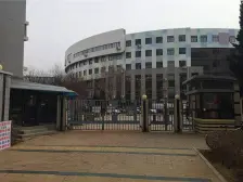 四期前排 一楼带下跃,一层得两层