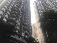 解放碑商圈,一号桥位置,设施配套齐全,适合居住