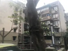BS低楼层 正规三室 看房方便