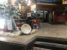 解放碑 较场口 好吃街旁 电梯房 业主急售 价格可谈