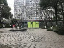 龙头寺公园旁 成熟小区住家房带家具家电业主诚心