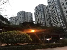 两套打通五房四卫,朝东南对中庭,空调带地暖