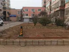 近地铁一号线,南北户型,近商场位置好,地势平坦