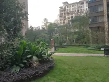 鸿恩寺小户型 带屋顶花园 水电气三套,业主诚心出售