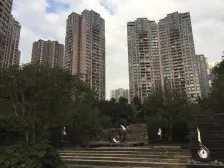精装三房,拎包入住,交通便利,业主诚心出售