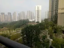 六公里 三房双卫 朝公园 视野很好 住家安静