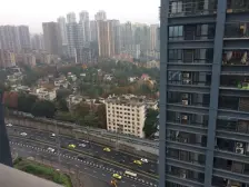 加州新牌坊 广电华府四房120万