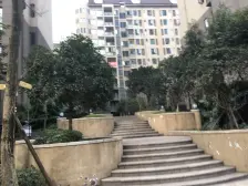 南方玫瑰城黄瑰苑B2区 2室1厅 东南