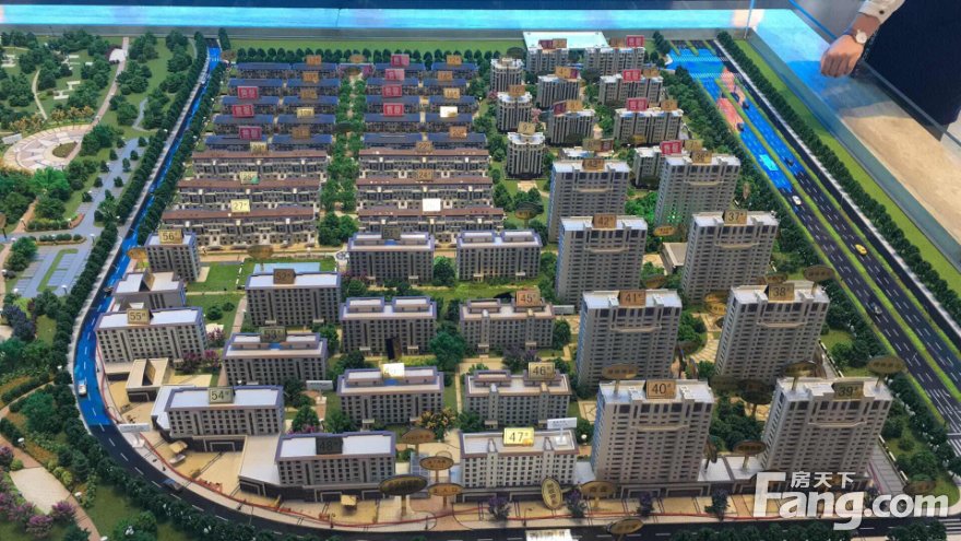 信达万科翡翠学院