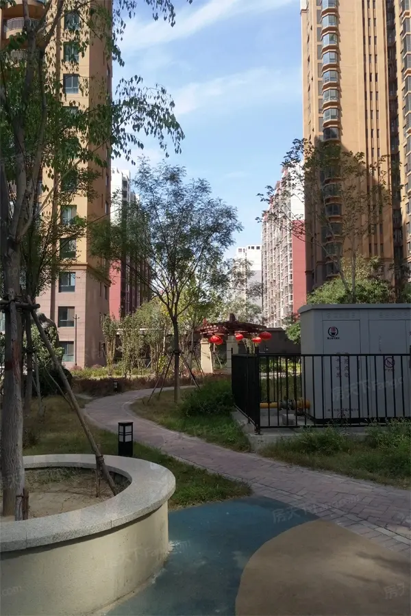 金岸红堡园林实景图