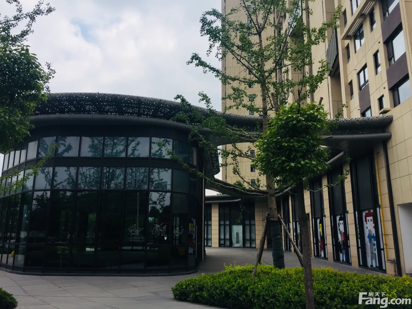 信义嘉庭均价37100元/平方米