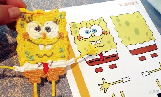 有人用3d打印笔画出了生日蛋糕祝自己生日快乐,有些小朋友还制造出了